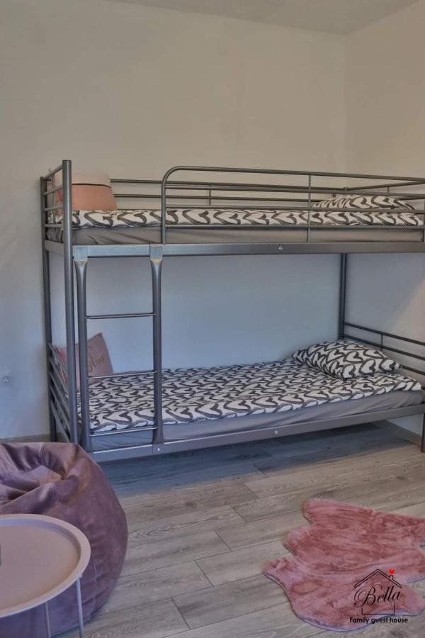 Bella Family Guest House 사파레바바냐 외부 사진
