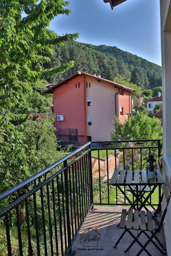 Bella Family Guest House 사파레바바냐 외부 사진