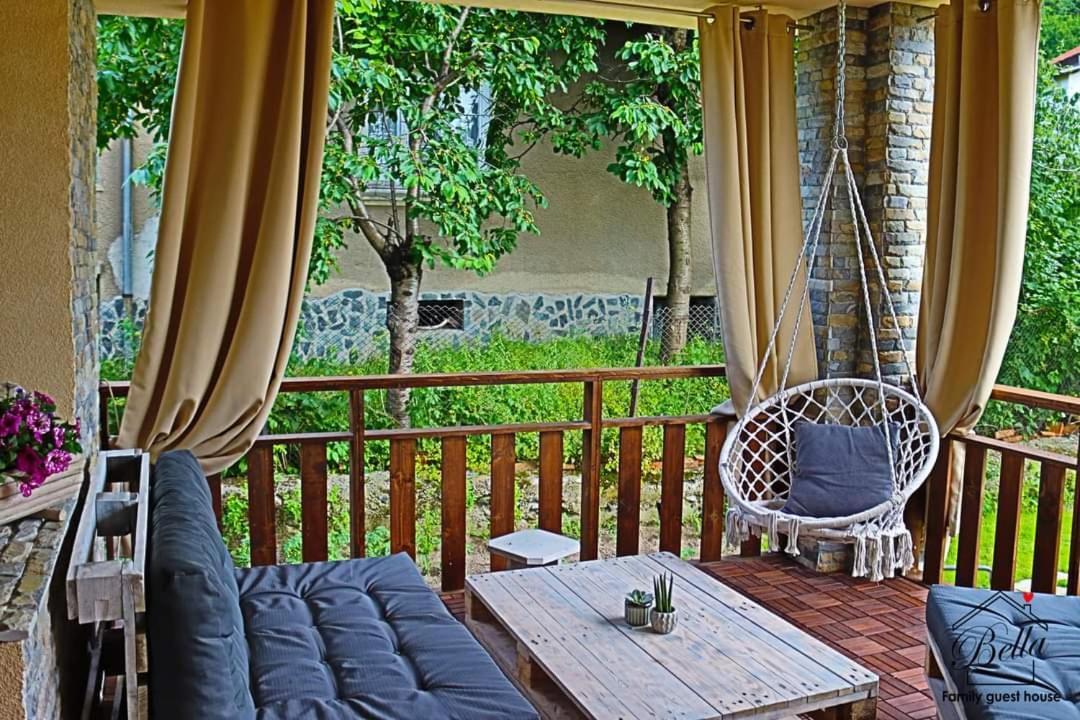 Bella Family Guest House 사파레바바냐 외부 사진