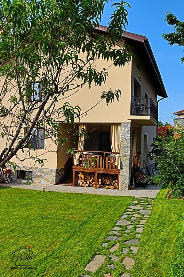 Bella Family Guest House 사파레바바냐 외부 사진