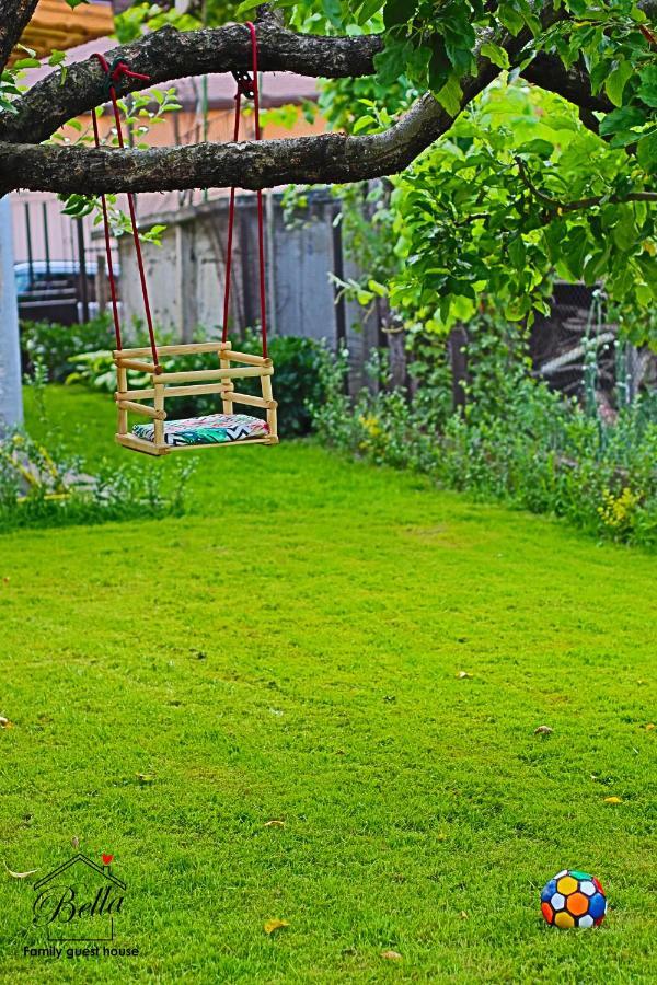 Bella Family Guest House 사파레바바냐 외부 사진