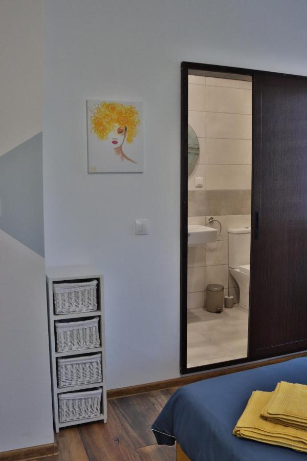 Bella Family Guest House 사파레바바냐 외부 사진