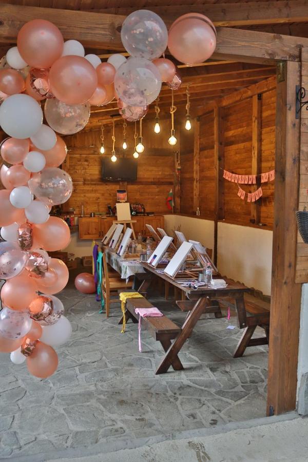 Bella Family Guest House 사파레바바냐 외부 사진